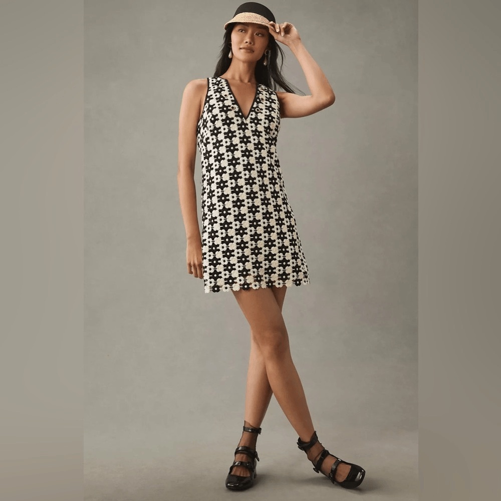 Anthropologie Maeve V-Neck Crochet Shift Mini Dress Size Large